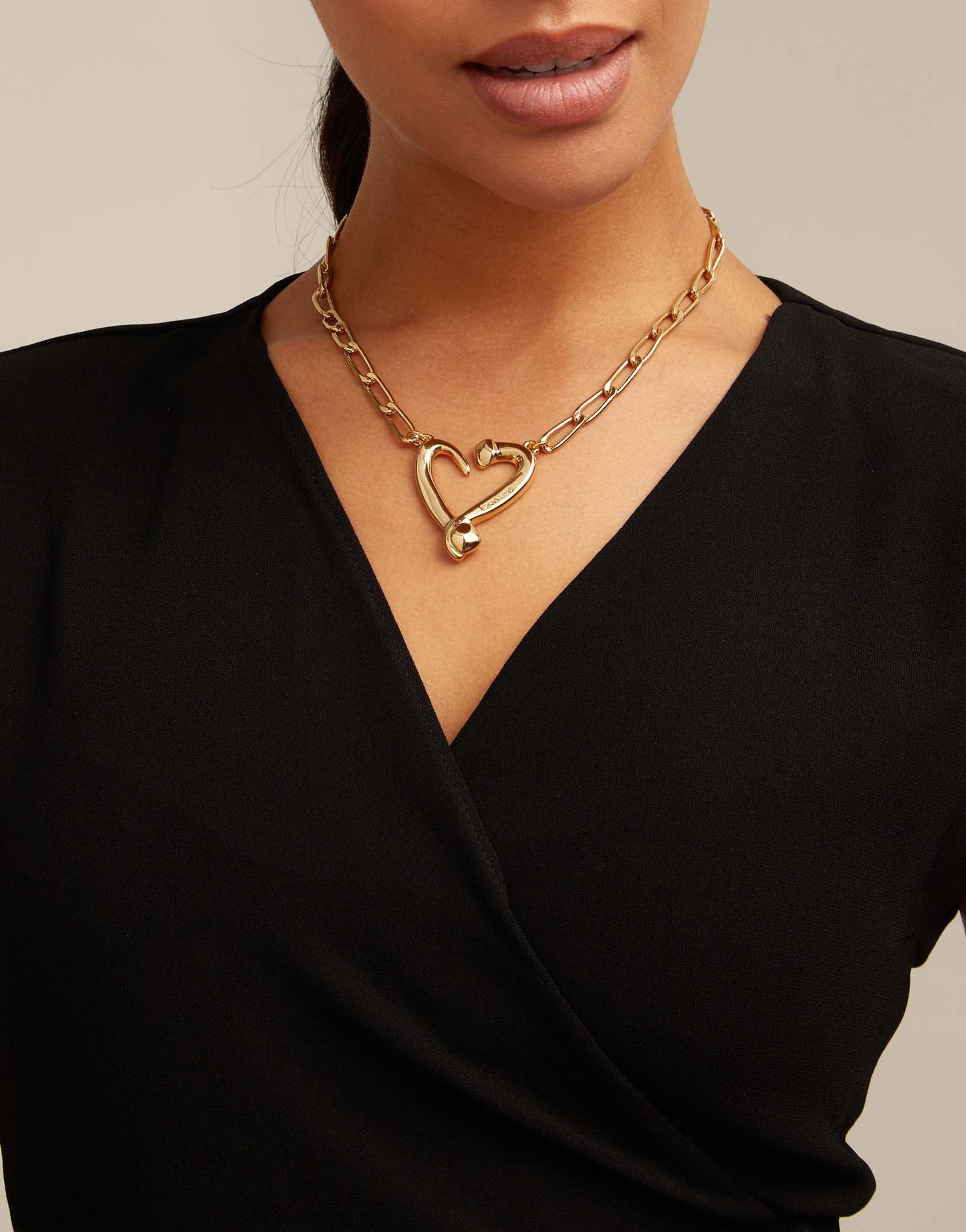 NECKLACE ONE LOVE