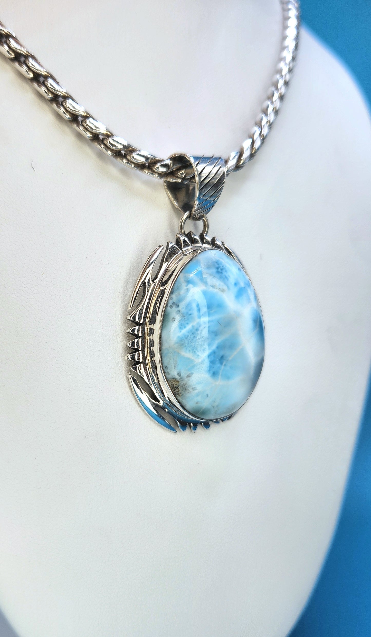 Larimer pendent set in sterling silver