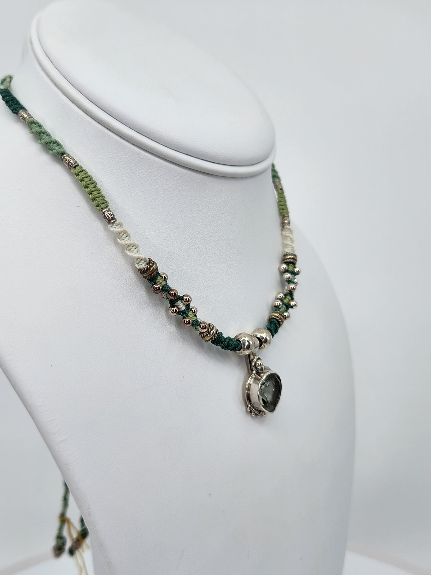 Isha Elafi - Green Amethyst Knotwork Necklace