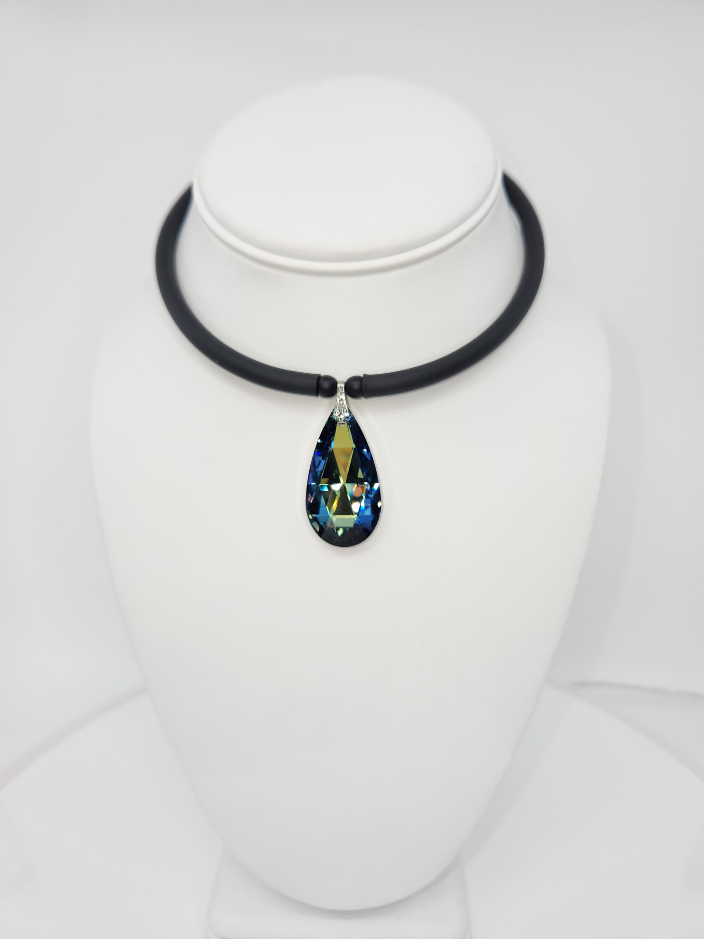 Yolanta Collection - Crystal Choker Necklace