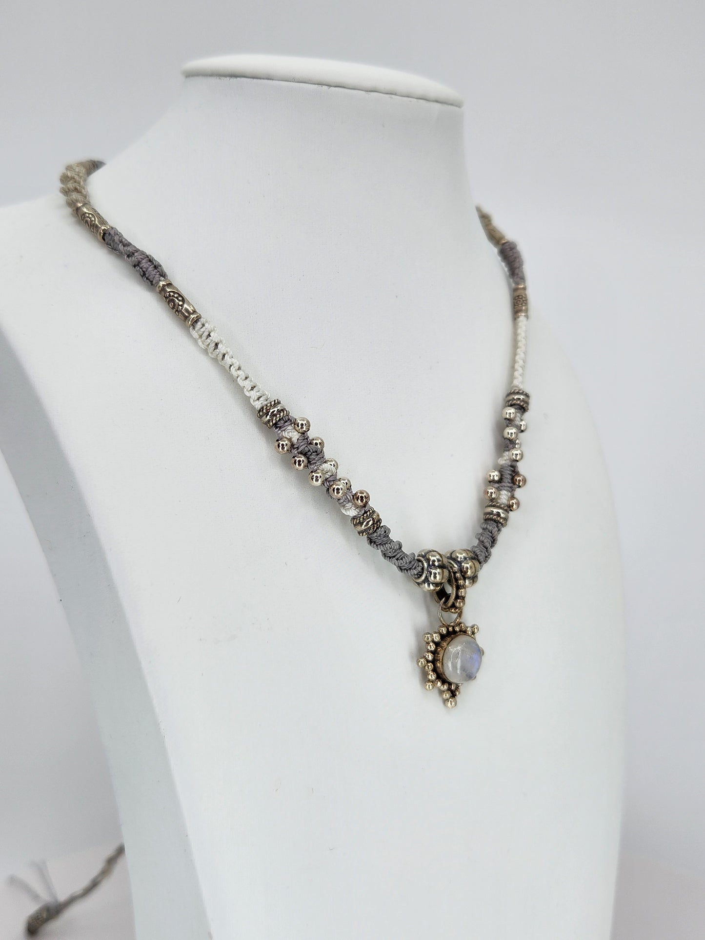 Isha Elafi - Moonstone Necklace