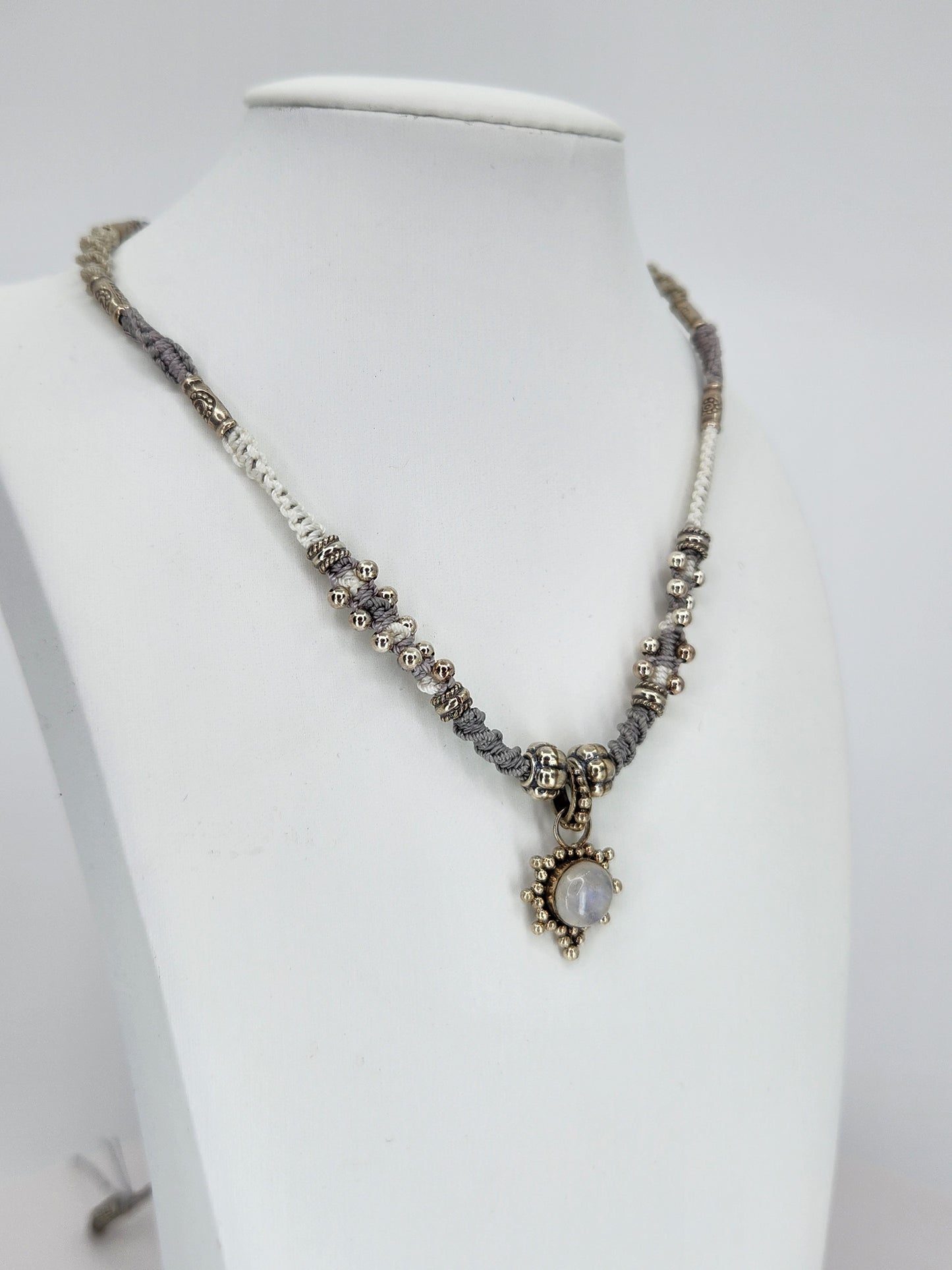 Isha Elafi - Moonstone Necklace