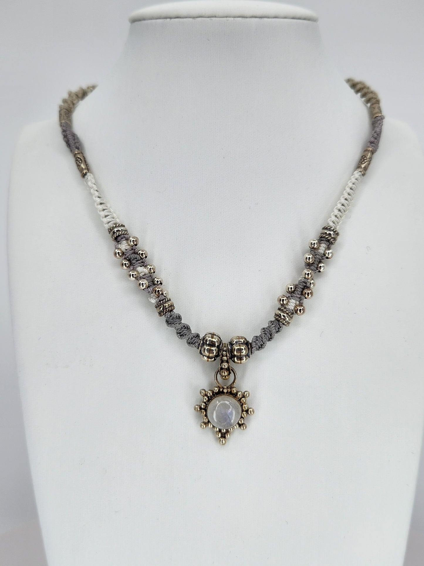 Isha Elafi - Moonstone Necklace