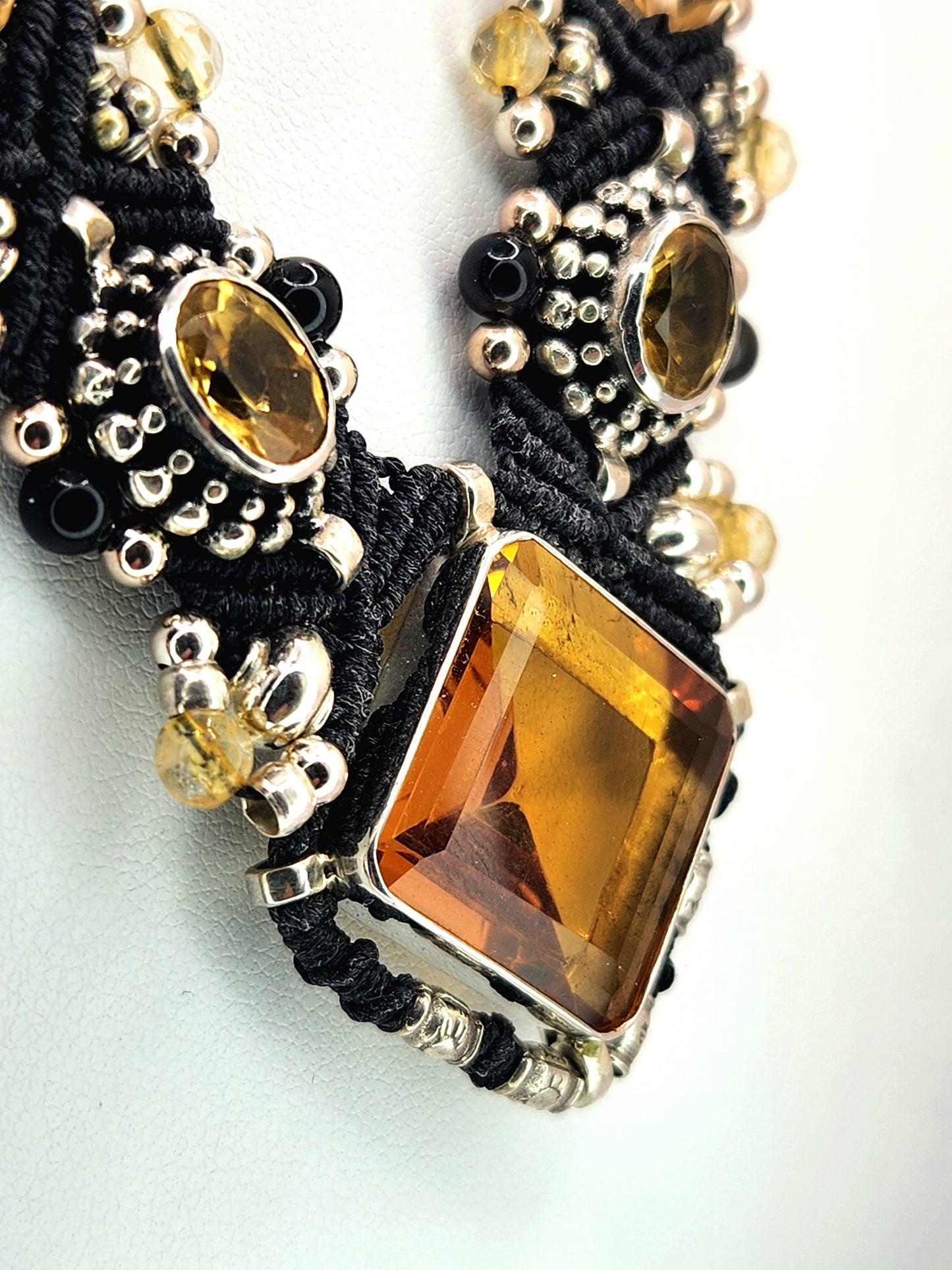 Isha Elafi - Citrine and Sterling Silver necklace