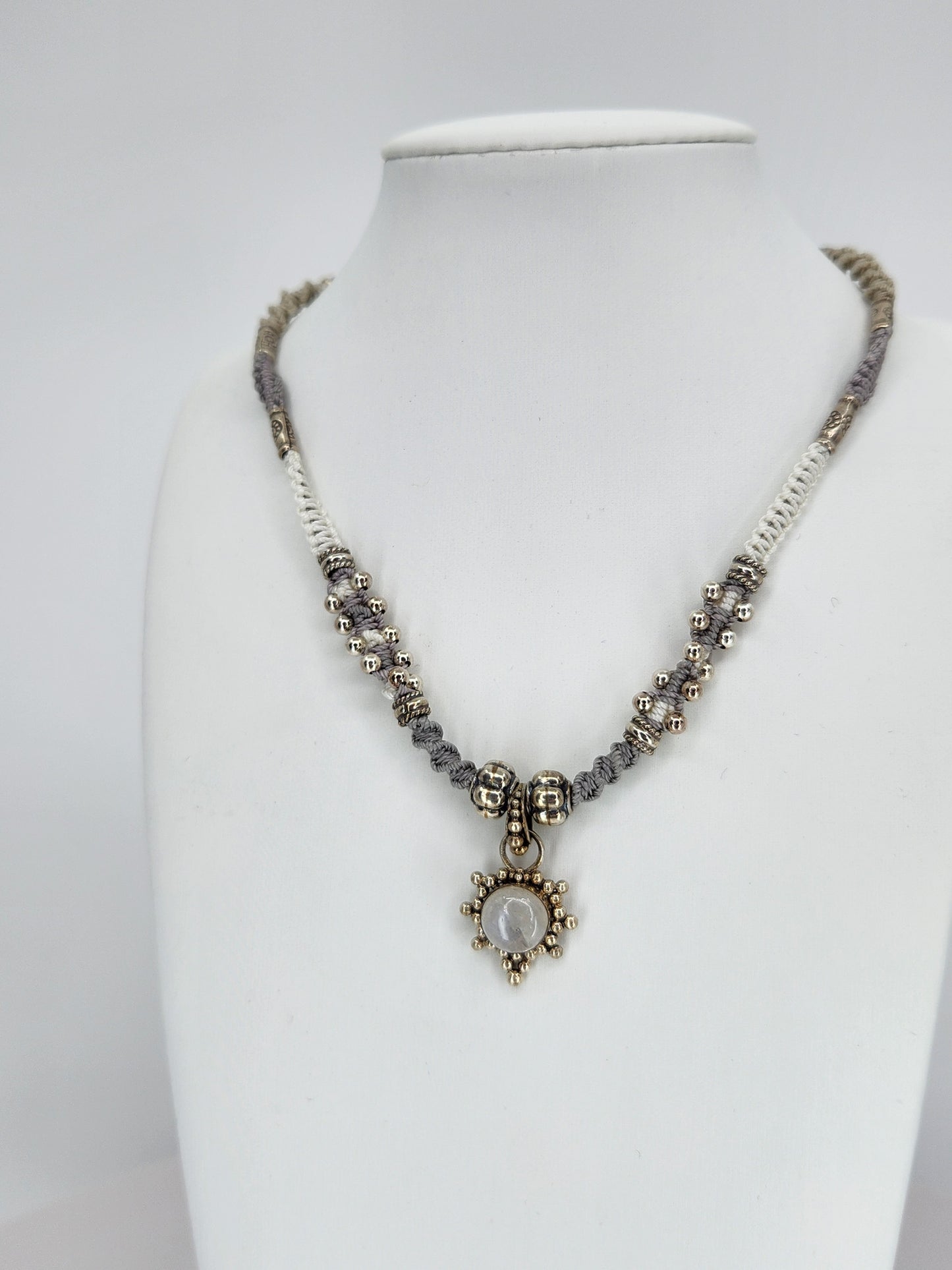 Isha Elafi - Moonstone Necklace