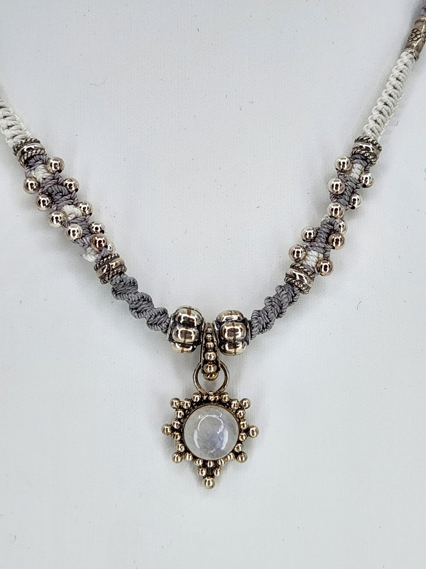 Isha Elafi - Moonstone Necklace