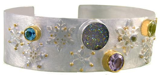 Sterling Silver Bracelet with Aurora Druzy, Rose De France, Sky Blue Topaz, White Topaz and Green Amethyst