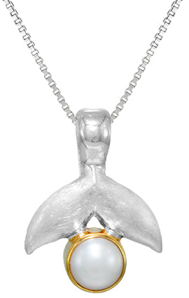 Sterling Silver Pendant with White Freshwater Pearl
