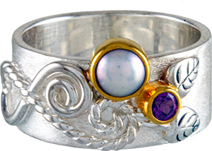 Sterling Silver Ring with White Freshwater Pearl and Rhodolite Garnet