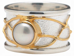 Sterling Silver and 22K Gold Vermeil Ring with White Freshwater Pearl